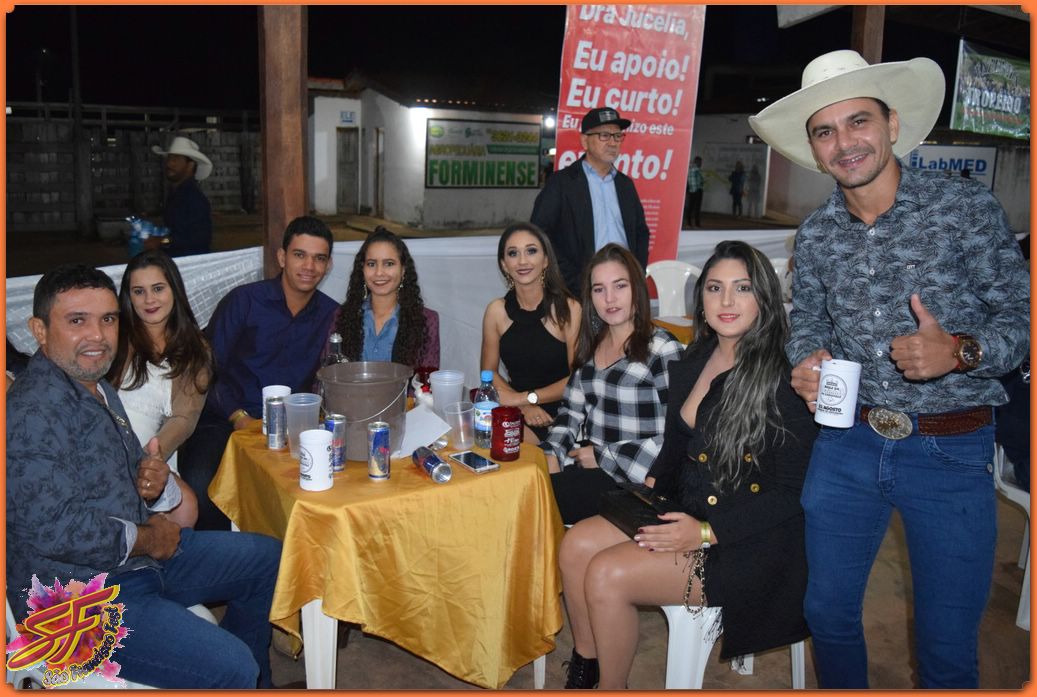 BAILE DA RAINHA DA EXPOVALE 2019